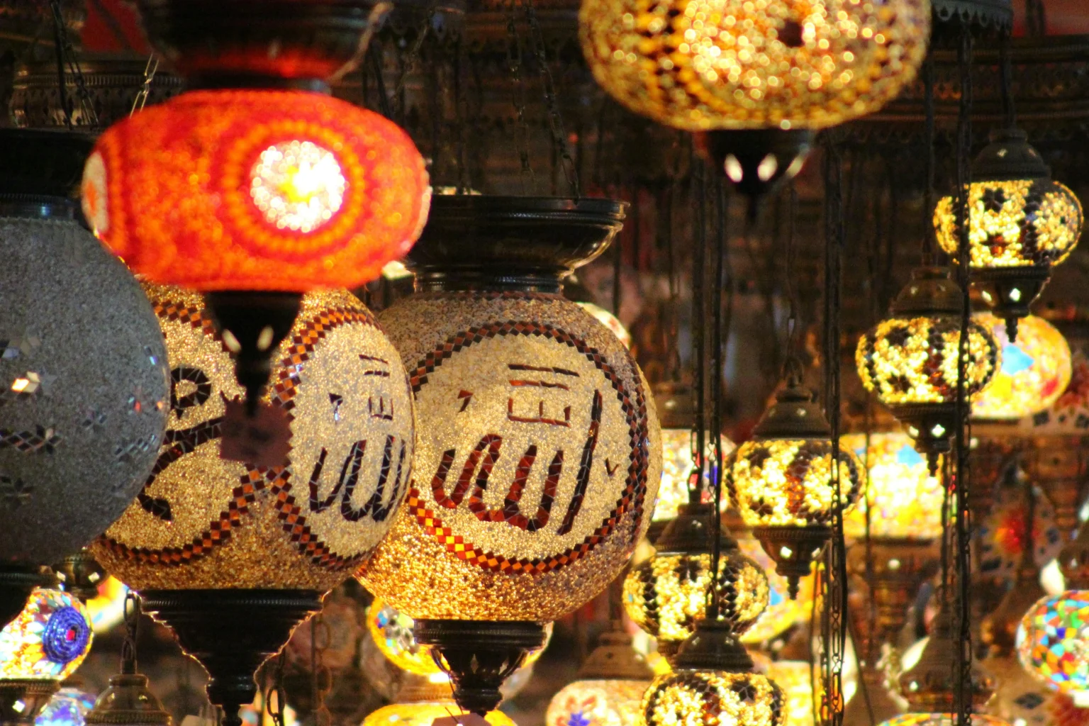 Šta je Din (Religija)? Šta je dîn u islamu – Kur’ani-kerim i hadis-i šerif kao izvor vjerskih propisa
